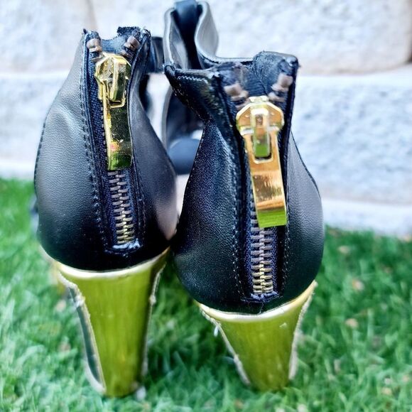 Qupid women's open toed black & gold platform heels - Picture 5 of 16